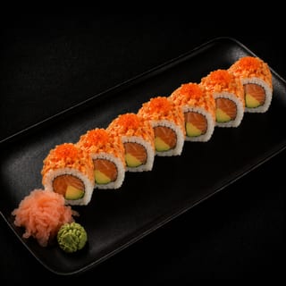 Spicy Crunchy Salmon Roll